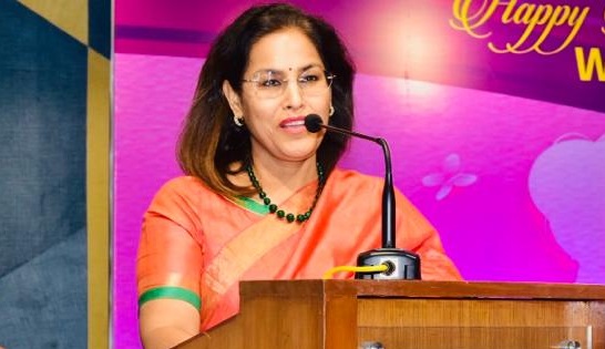 Meenaxi returns to parent cadre, Verma gets additional charge of CVO, BPCL